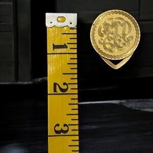 Gold tone Celtic Scarf Holder